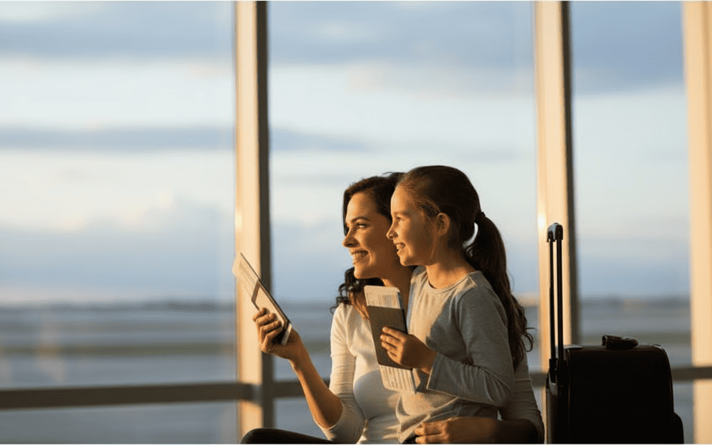 Người dưới 14 tuổi c&oacute; thể l&agrave;m thủ tục bay bằng giấy khai sinh, giấy x&aacute;c nhận từ tổ chức x&atilde; hội hoặc hộ chiếu của người đại diện theo ph&aacute;p luật